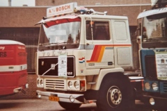 Volvo-F12-34-TB-61-foto-Mark-Schroder