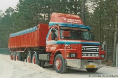 Scania-142H-BJ-14-BL