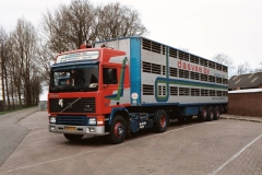 Volvo-F12-VB-72-TL-foto-Ep-van-Kooy