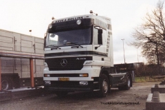 Mercedes-Actros-BJ-VT-83