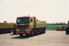 Volvo-F12-VD-86-YD-foto-Ramon-Schuurman-